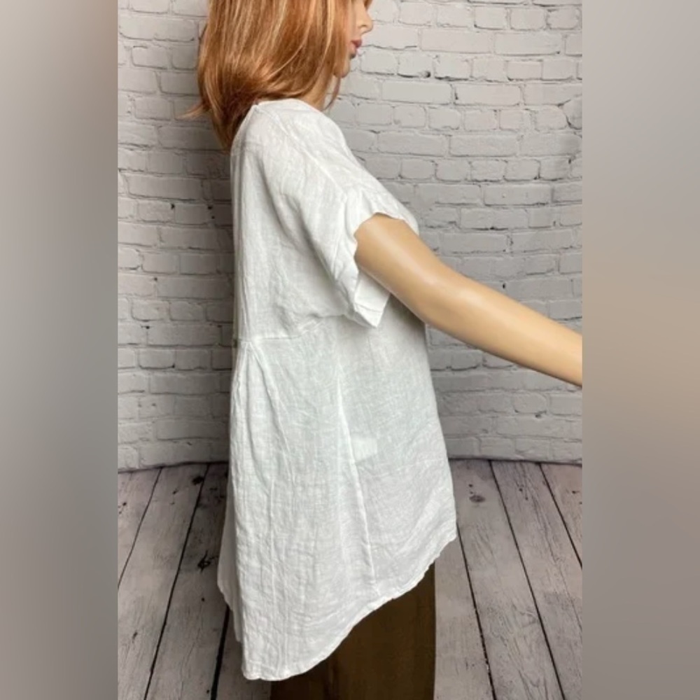 Terzo Millennio White 100% Linen Back Button Top Made in Italy - Picture 2 of 10